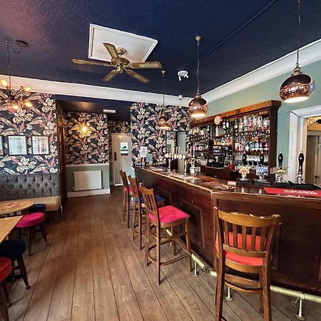 Blue Boar Inn อาเธอร์สโตน ภายนอก รูปภาพ
